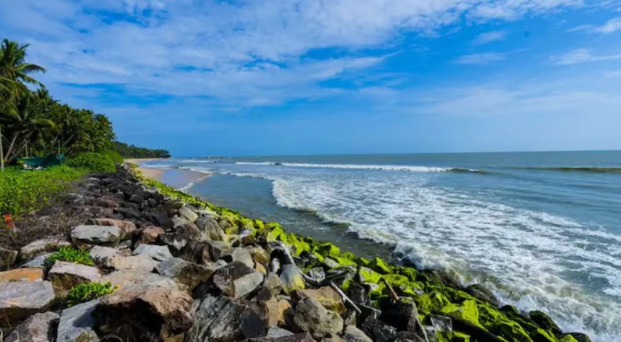 Saddam Beach, Malappuram, Kerala - Vushii.com